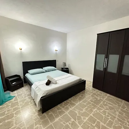 Homestay F63 With Sharing Bathroom Near The In Sharing